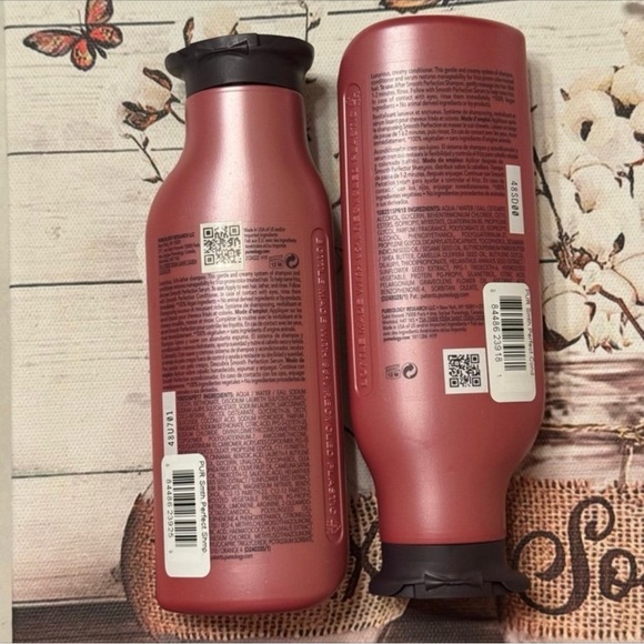 COPY - Pureology Smooth Perfection Shampoo & Conditioner + Free Gift - Picture 2 of 5